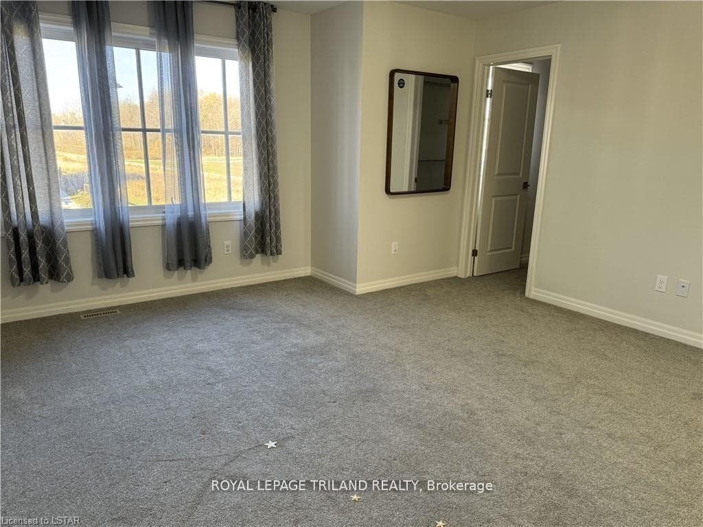 58 Cortland Terrace photo 19
