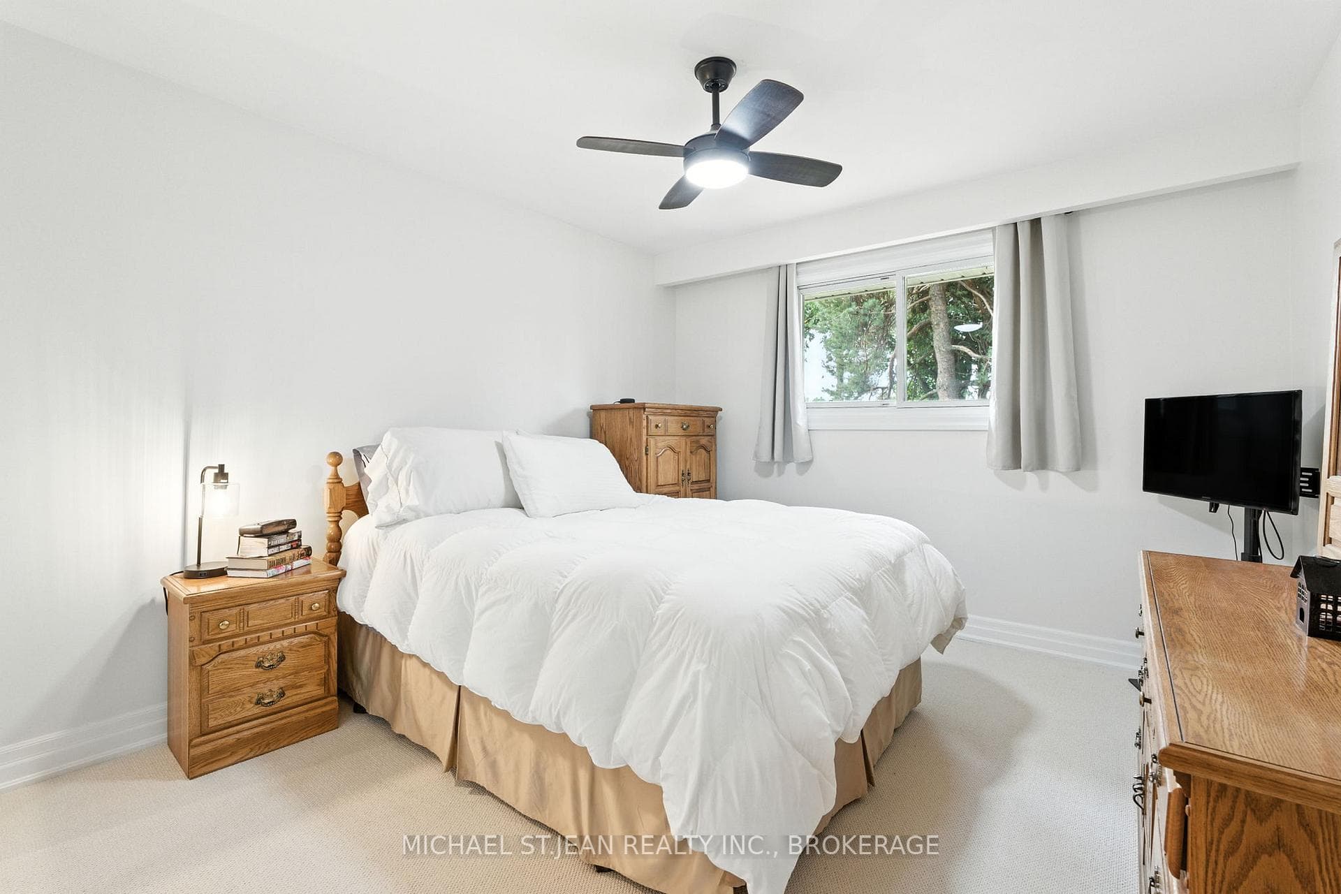 20 Woodside Drive photo 19