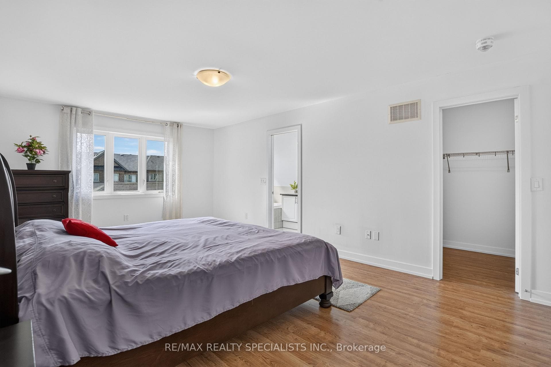 261 INSPIRE Boulevard photo 26
