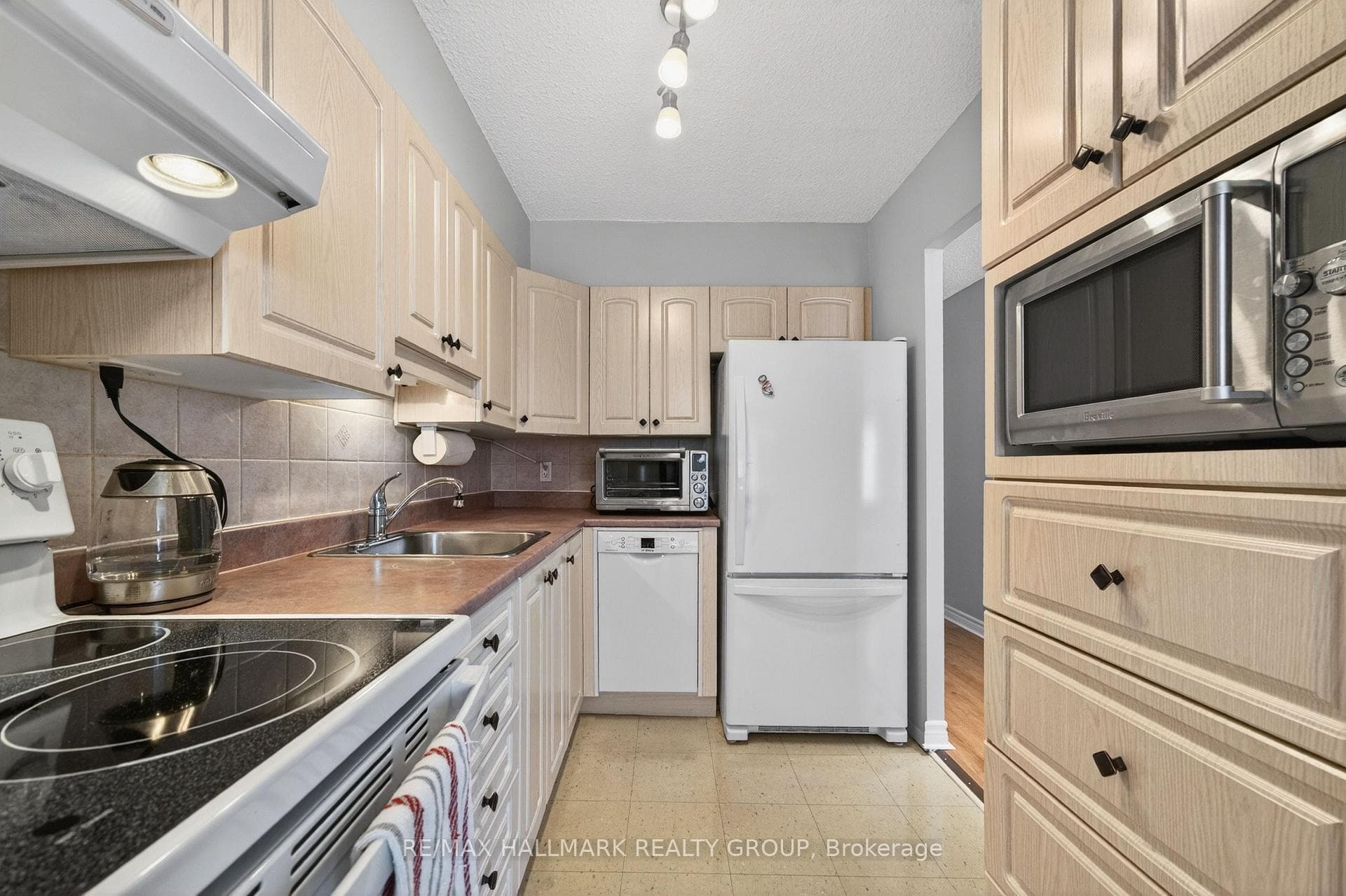 Updated Kitchen With Great Storage