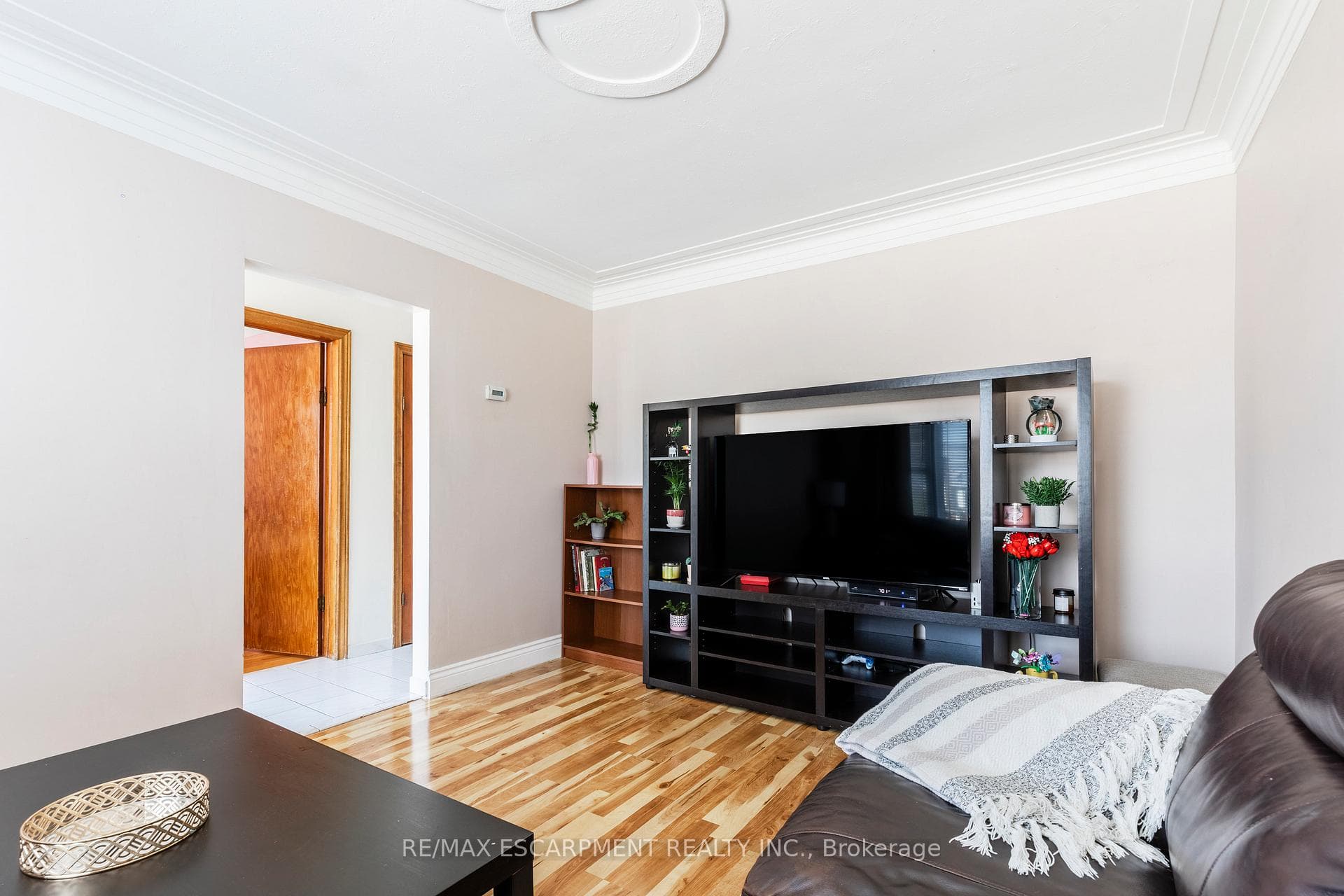 118 JULIAN Avenue photo 8