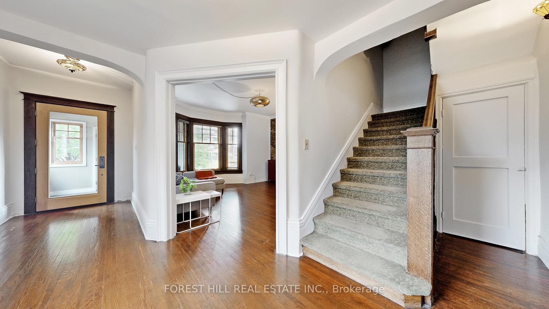 56 Triller Avenue photo 17