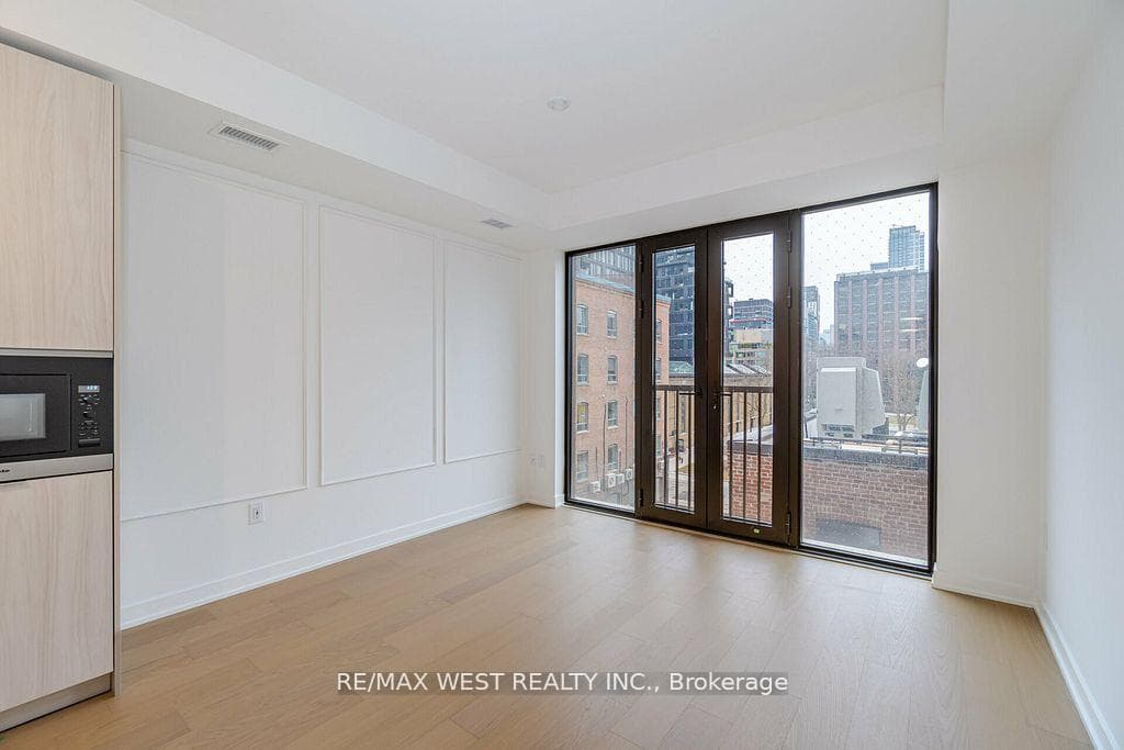 123 Portland Street Unit 403 photo 15