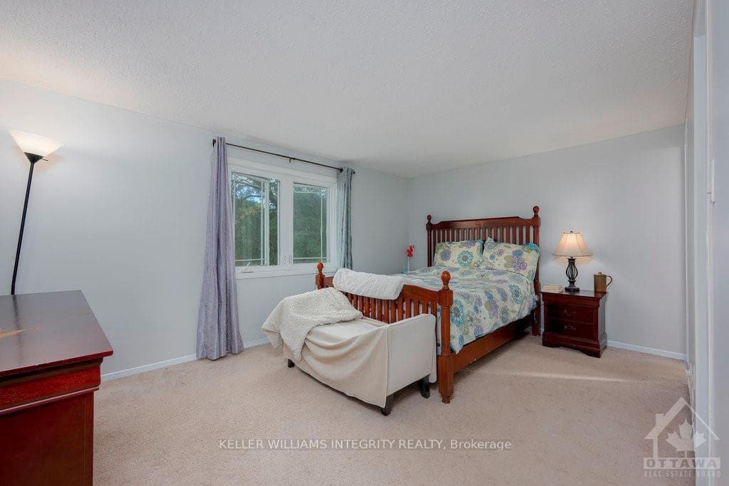1707 BOISBRIAND Crescent photo 14