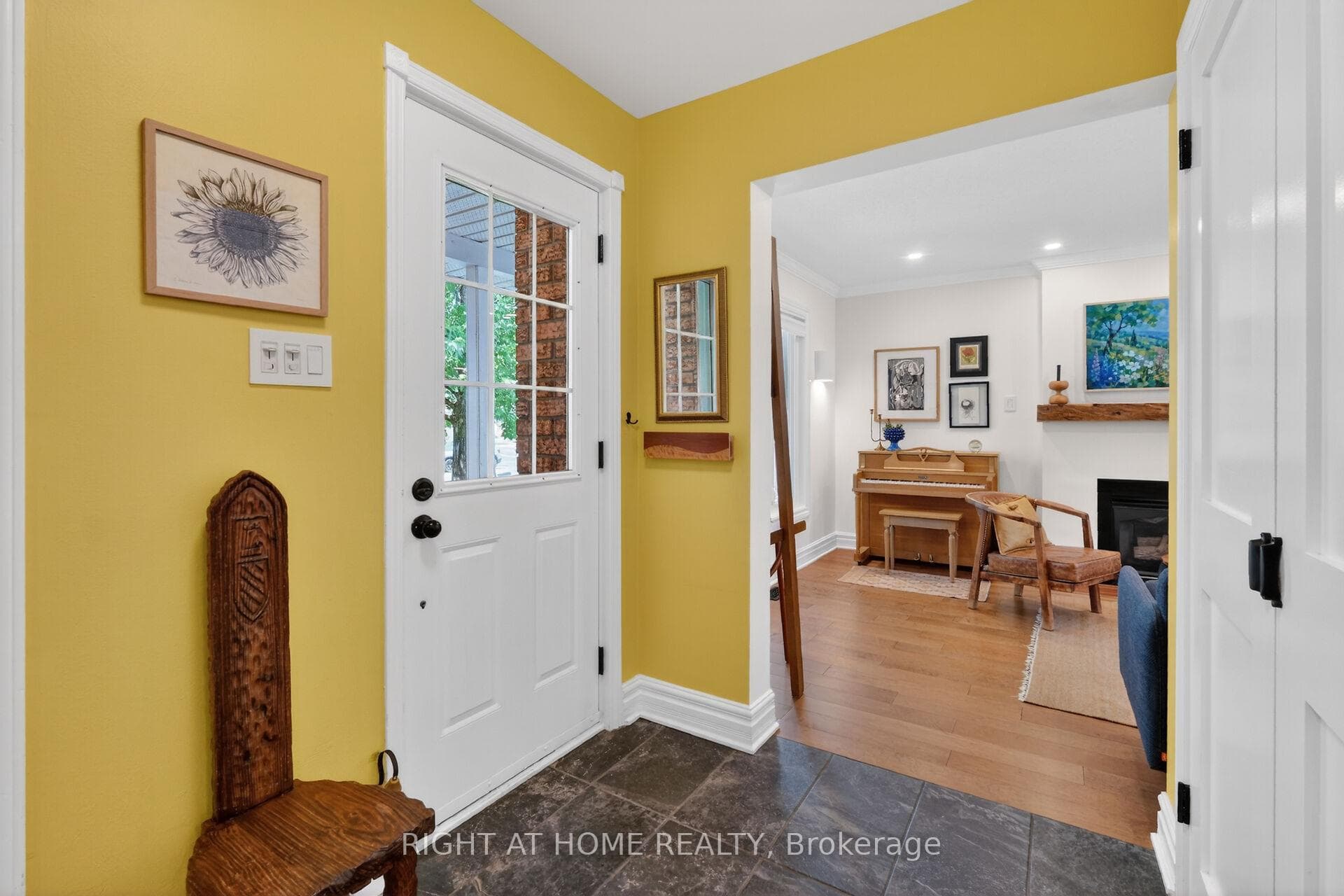 1187 Whiterock Street photo 5