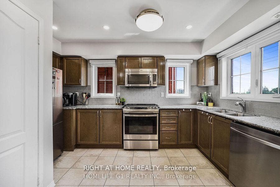 2500 Post Road Unit Unit 30 photo 7