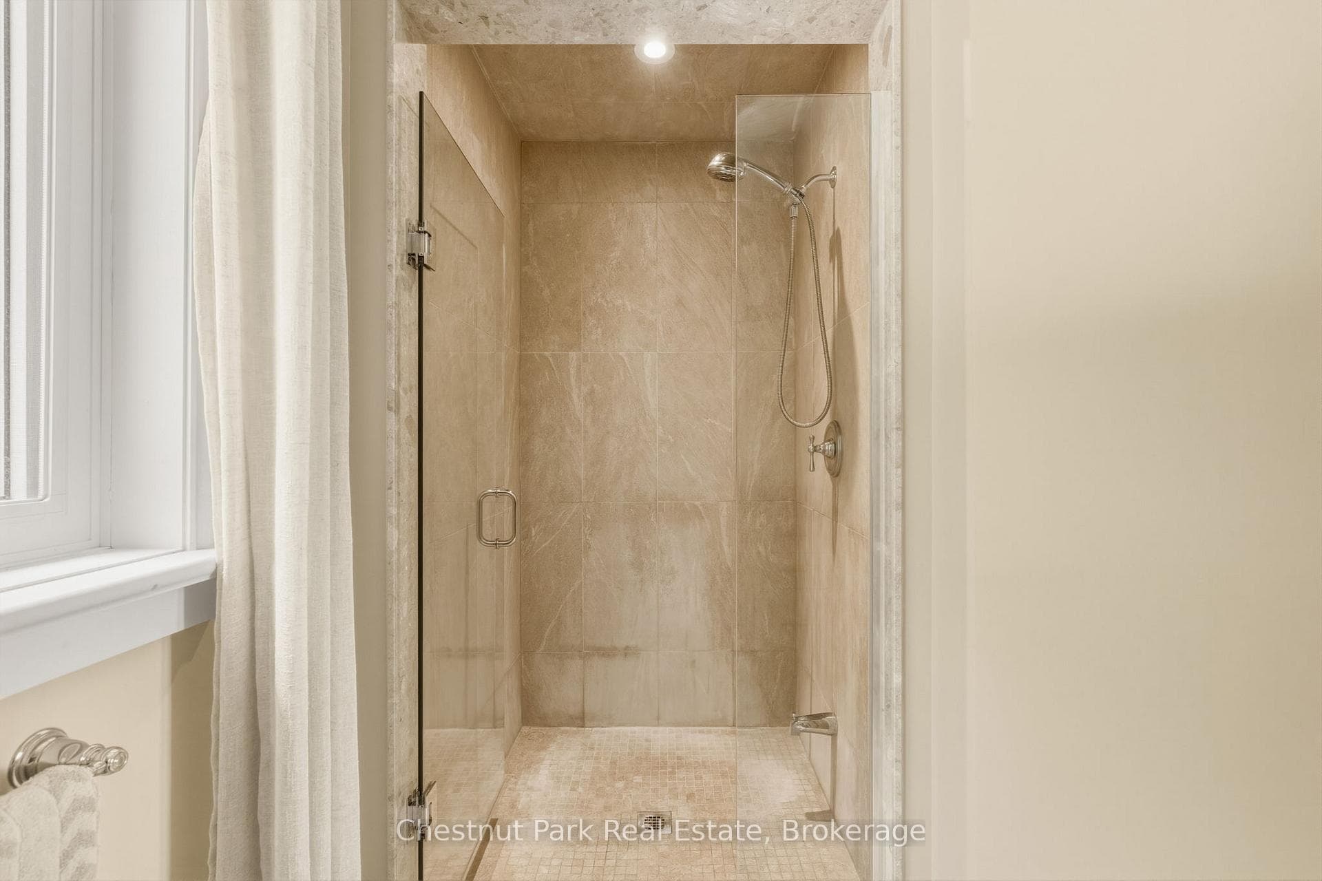 Walk in shower