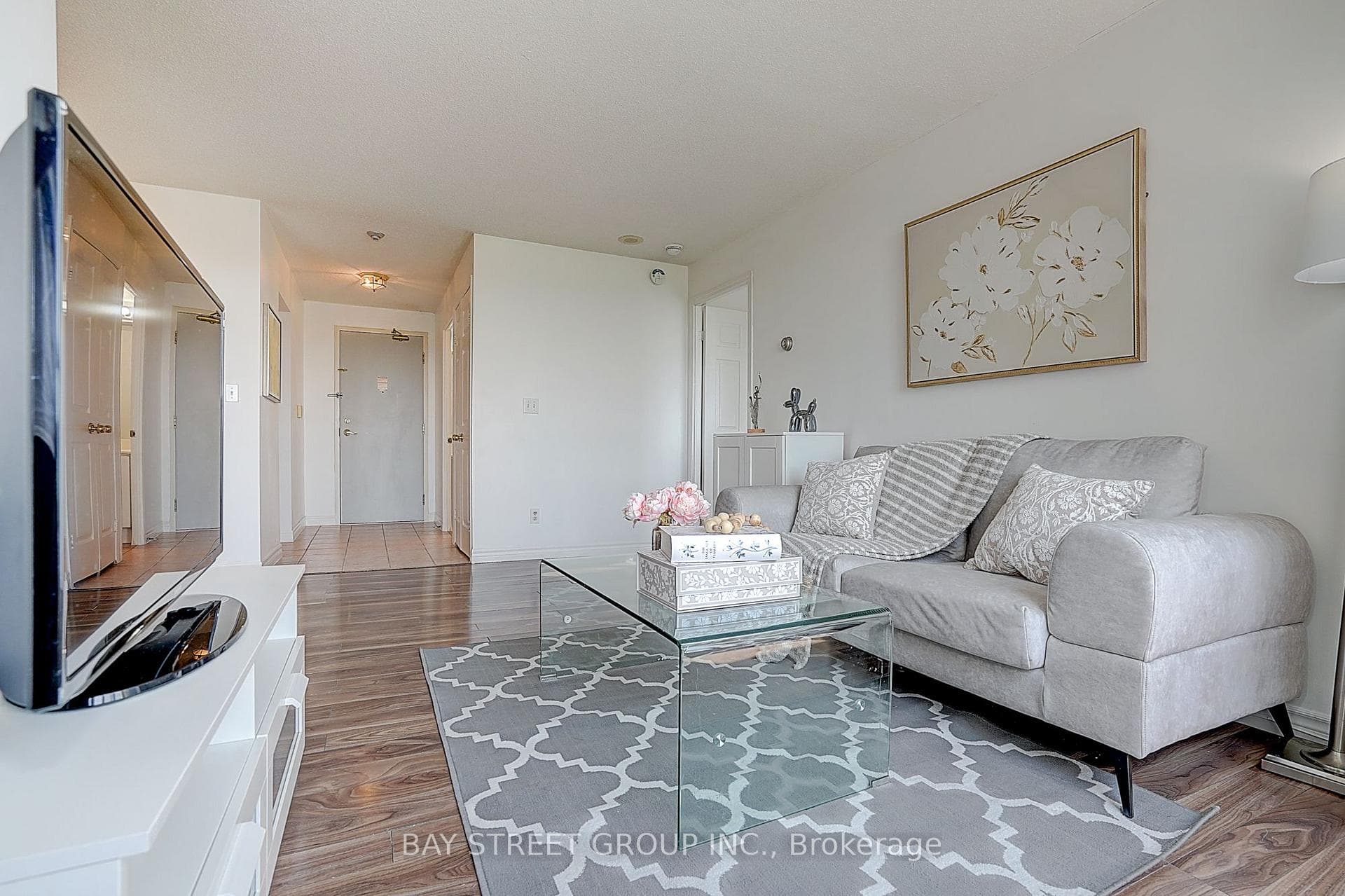 5039 Finch Avenue Unit 709 photo 9