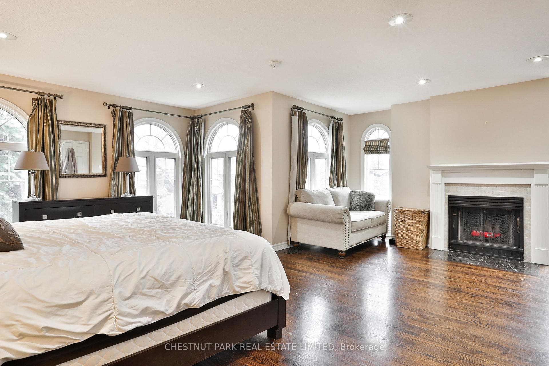 38 Jedburgh Road photo 17