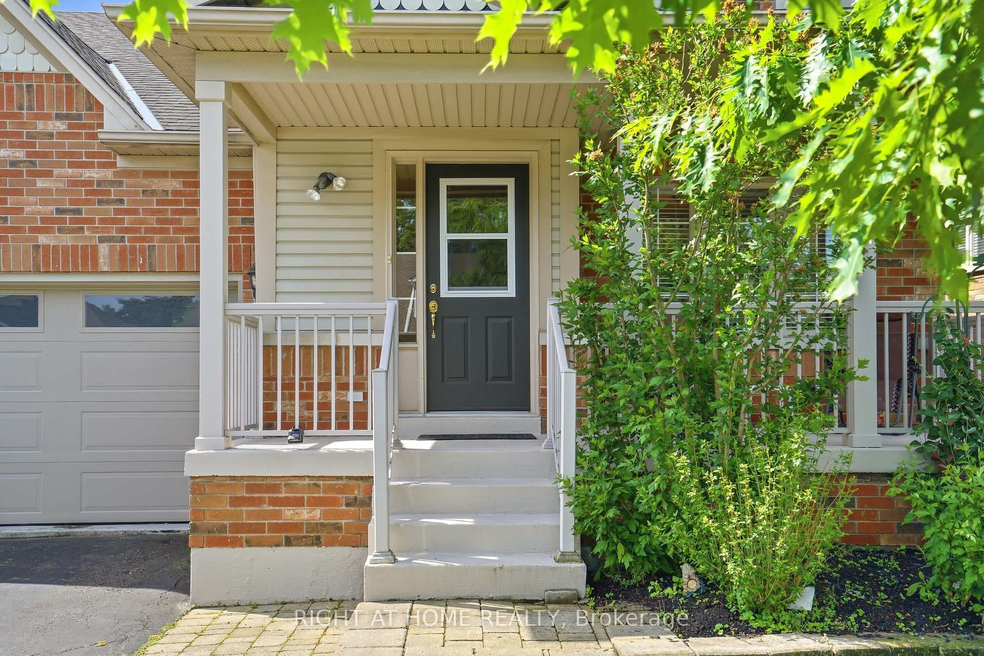 33 Stevens Drive photo 6