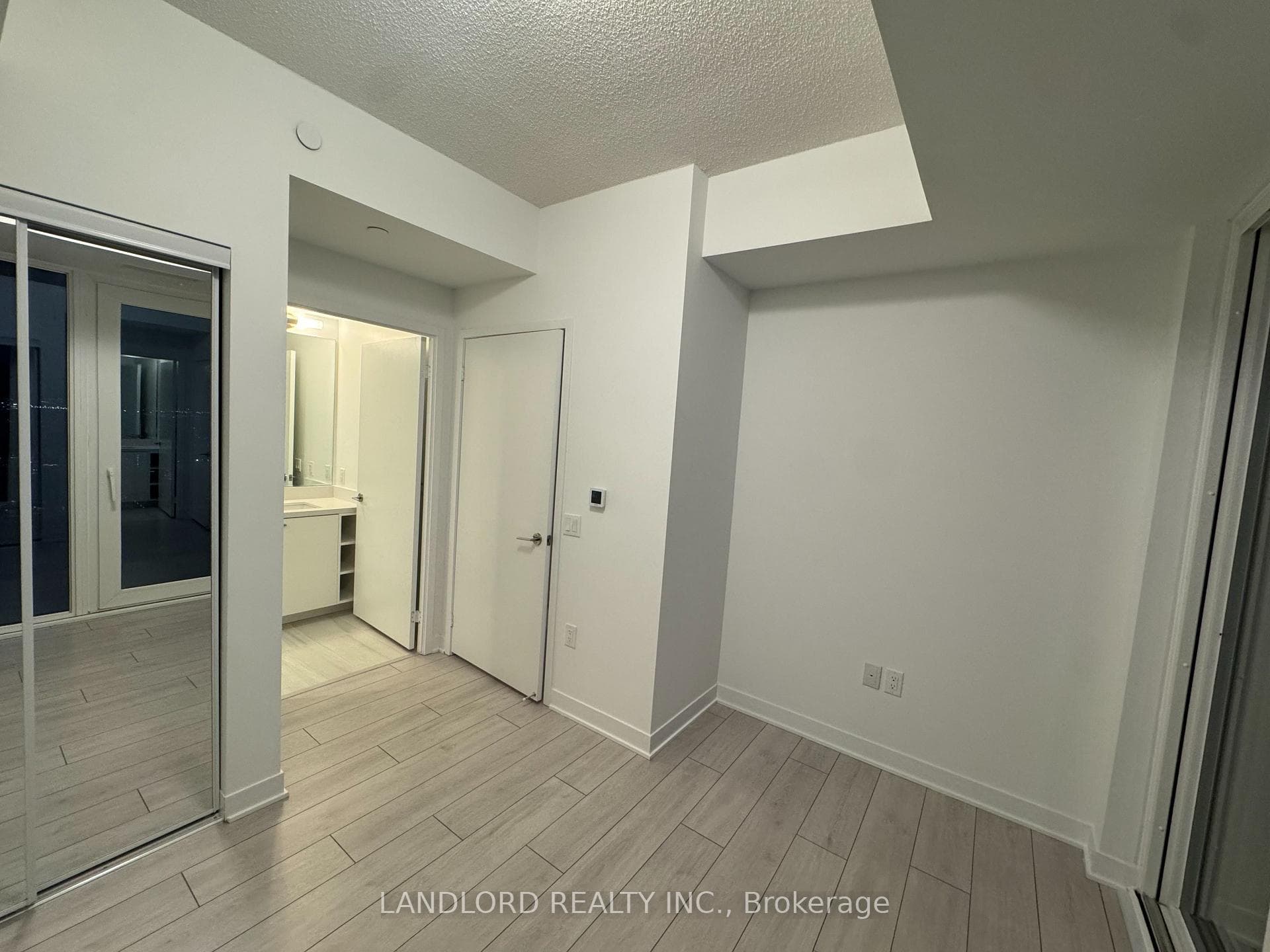 260 Malta Avenue Unit 2004 photo 12