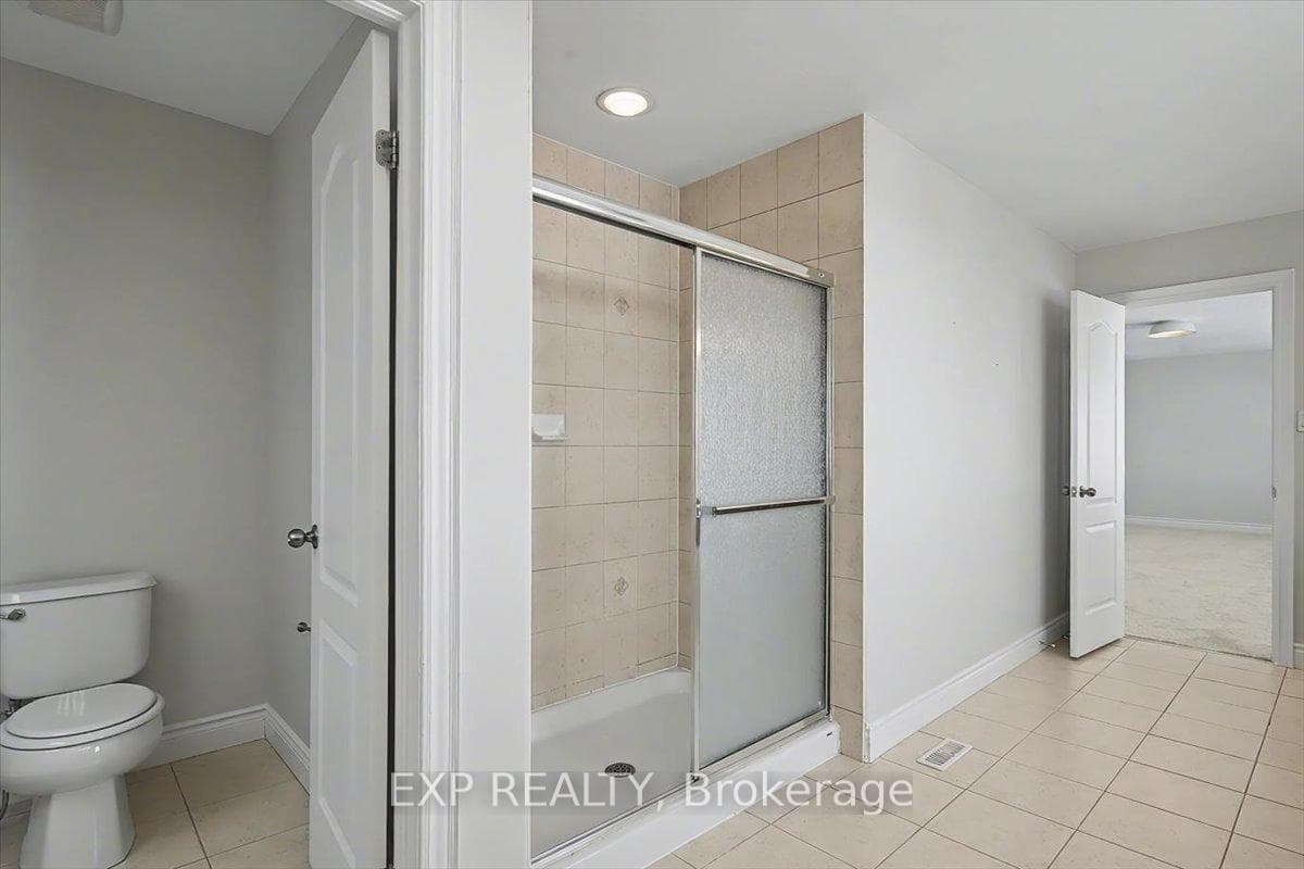 93 Tremaine Drive photo 25