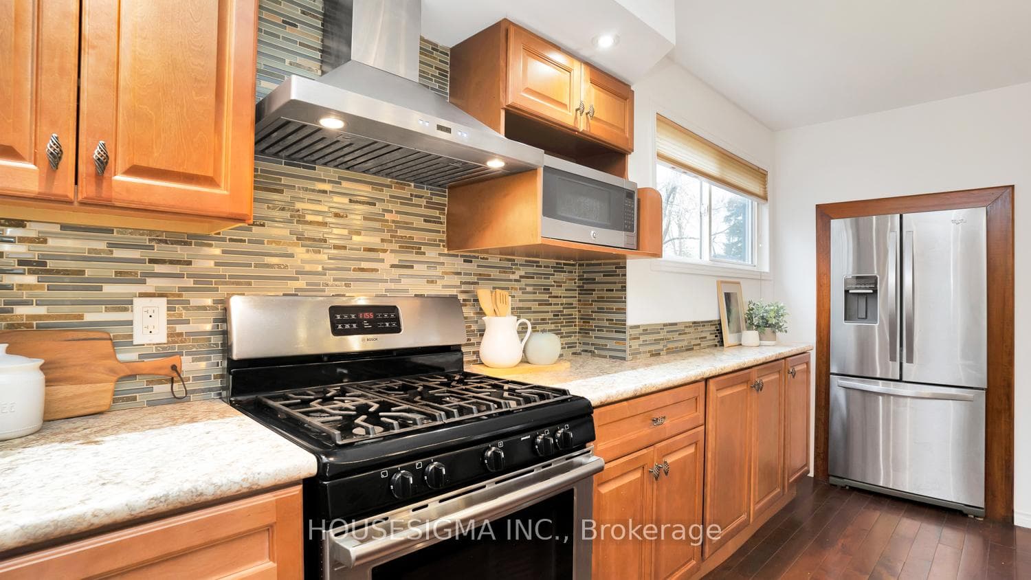 38 Glenwood Avenue photo 17