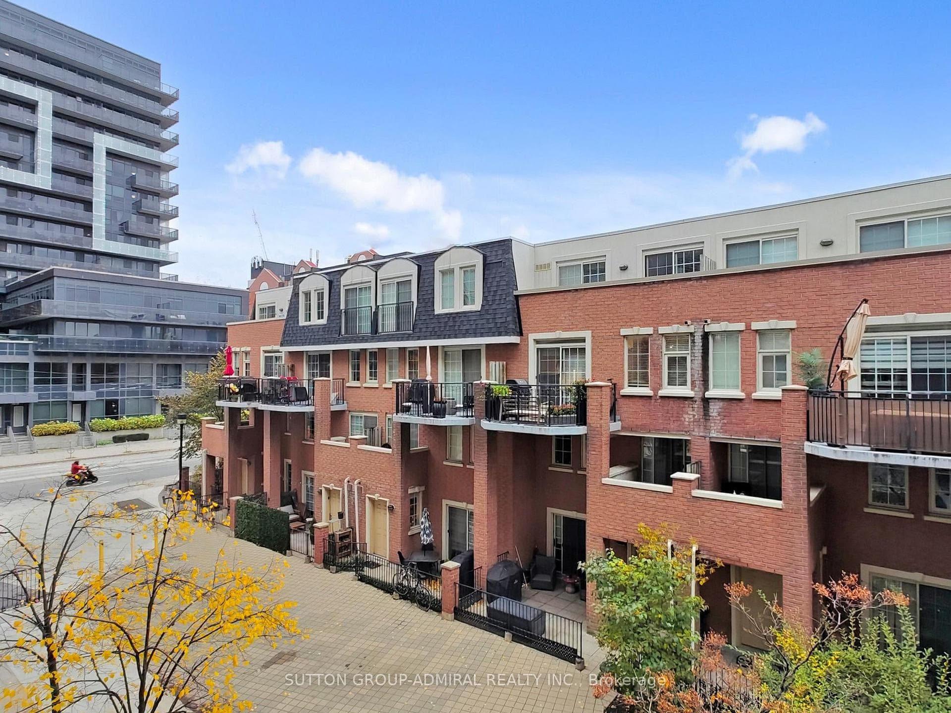 1000 King Street Unit 321 photo 28