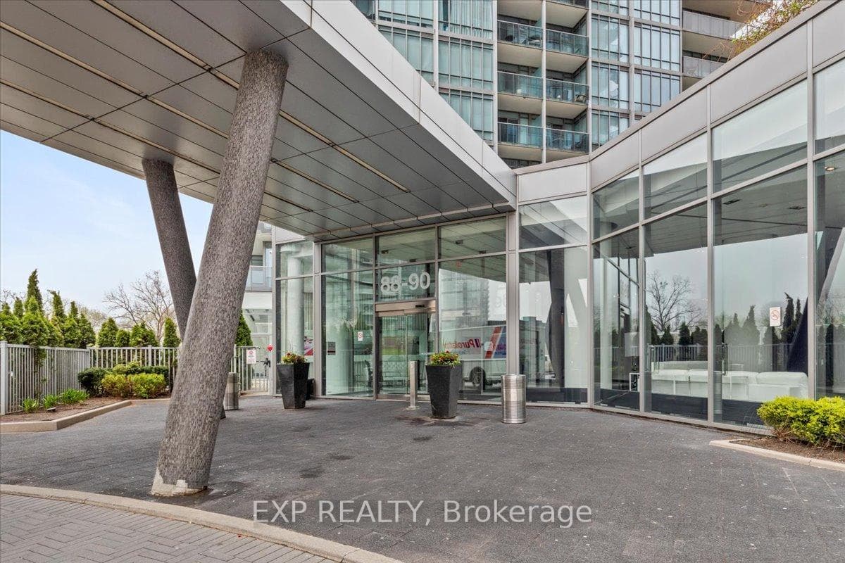 90 Park Lawn Road Unit 2309 photo 2