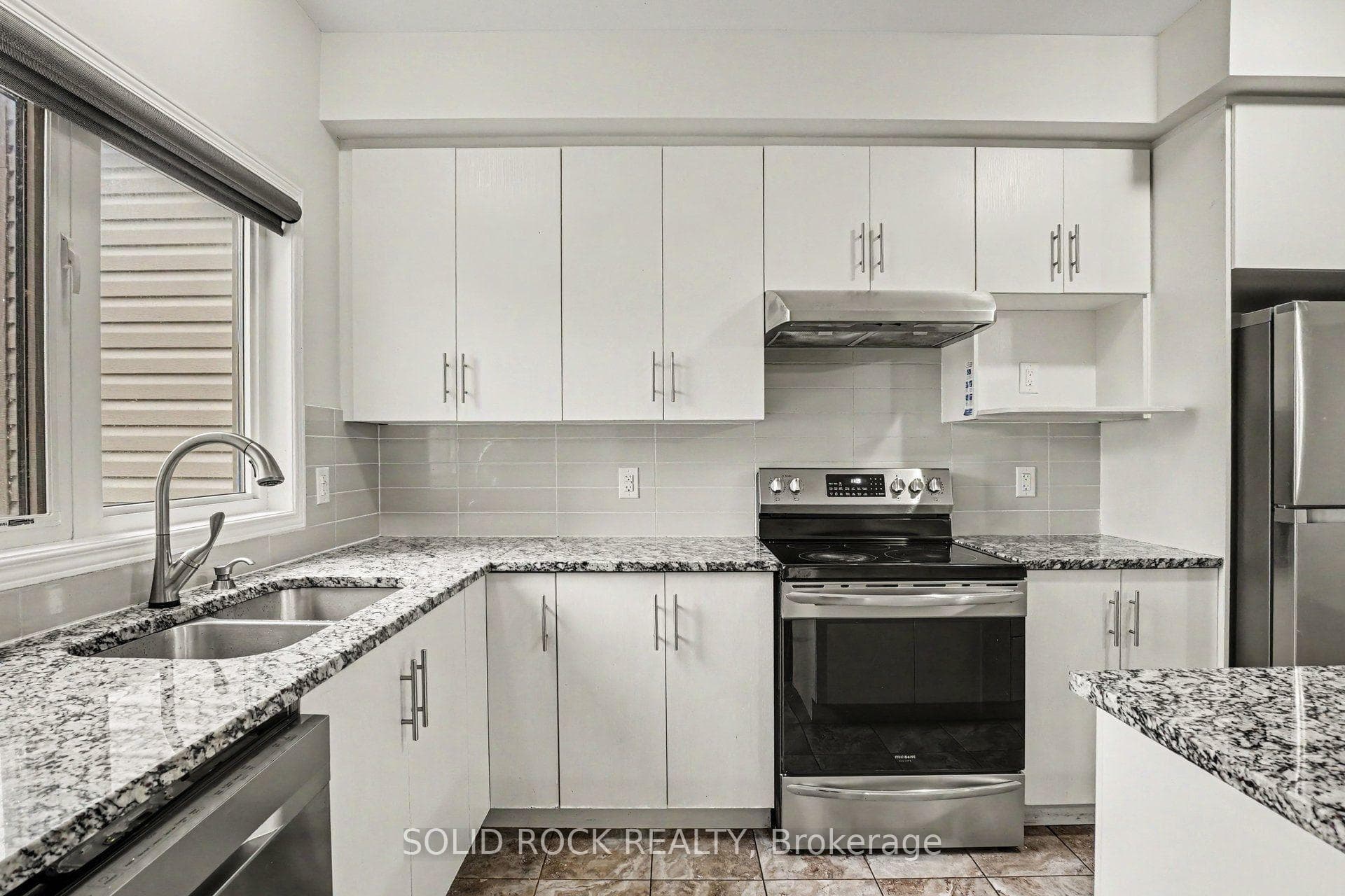 639 Via Campanale Avenue photo 3
