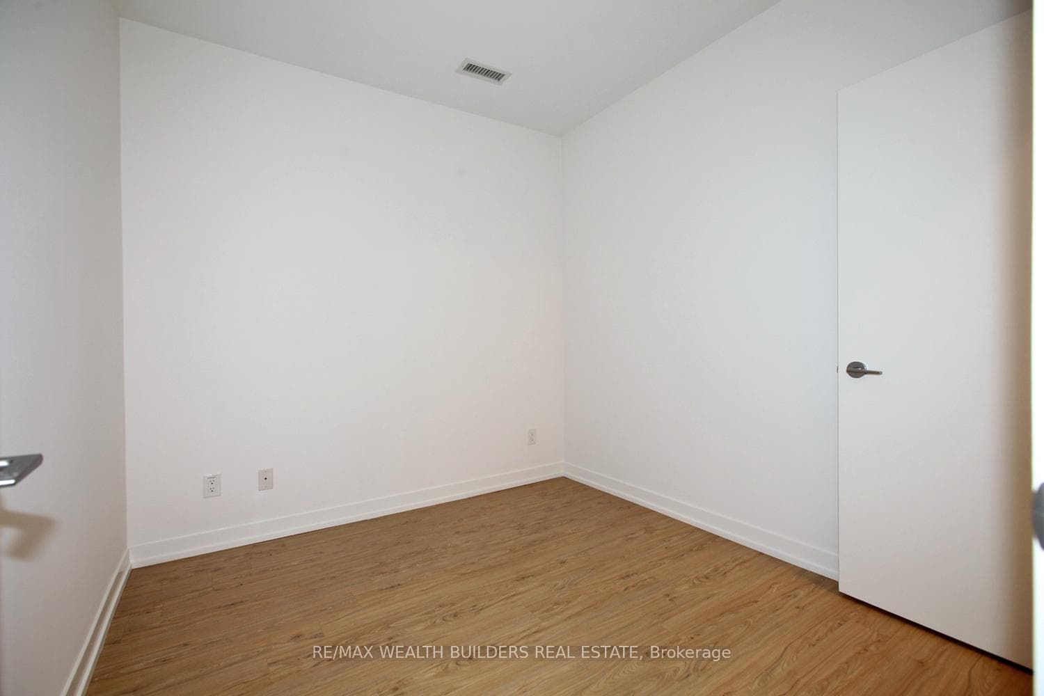 85 Wood Street Unit Th02 photo 25