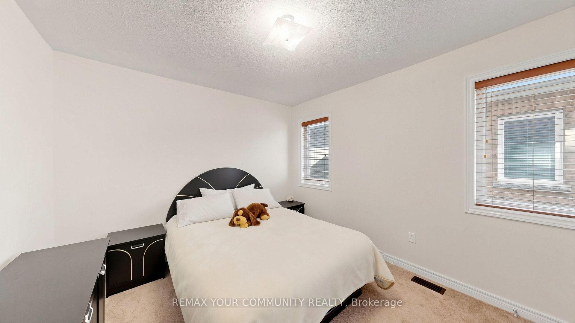 6 Homerton Avenue photo 23