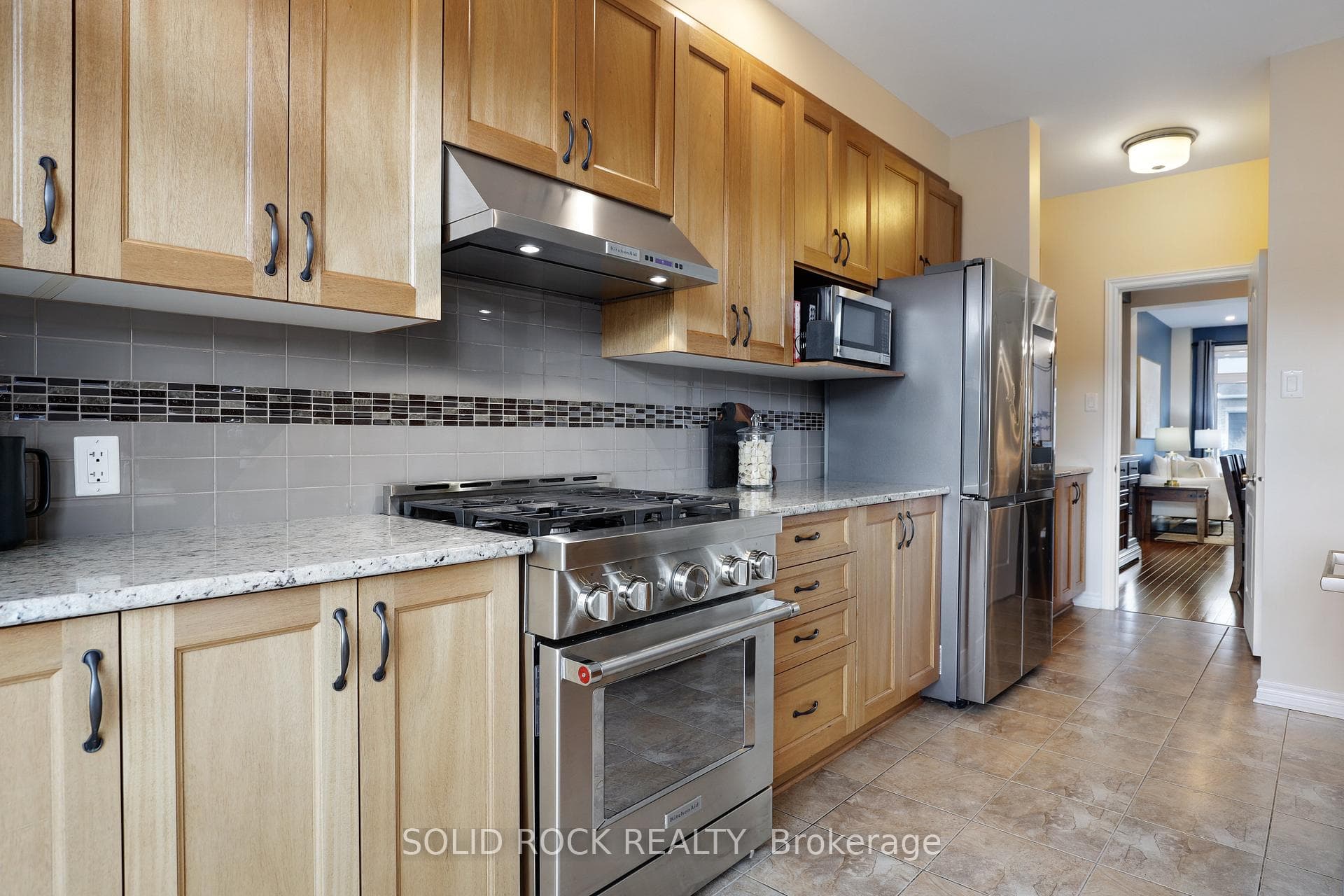 703 Mashkig Avenue photo 13