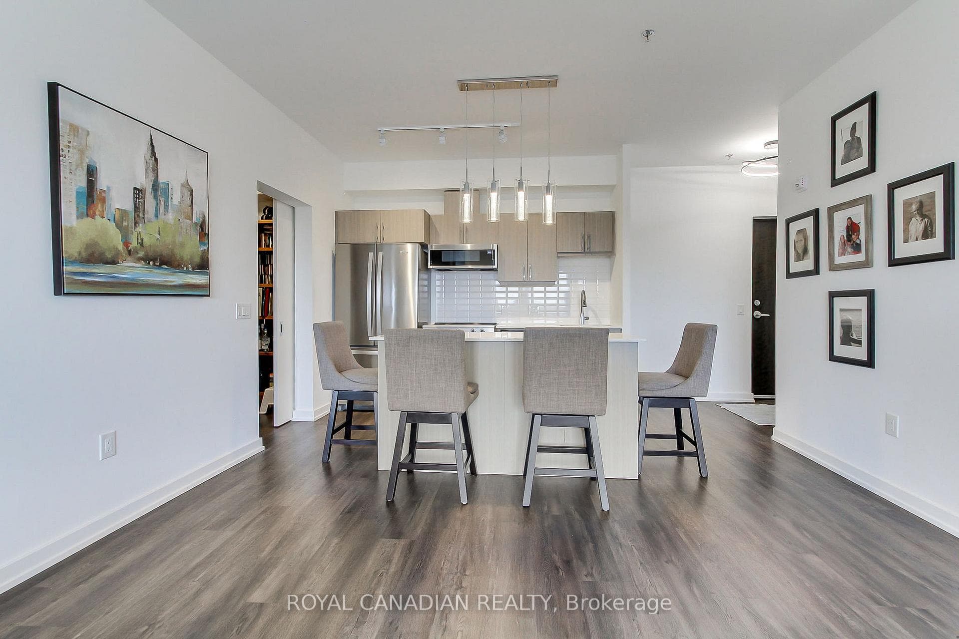 430 ESSA Road Unit 418 photo 19