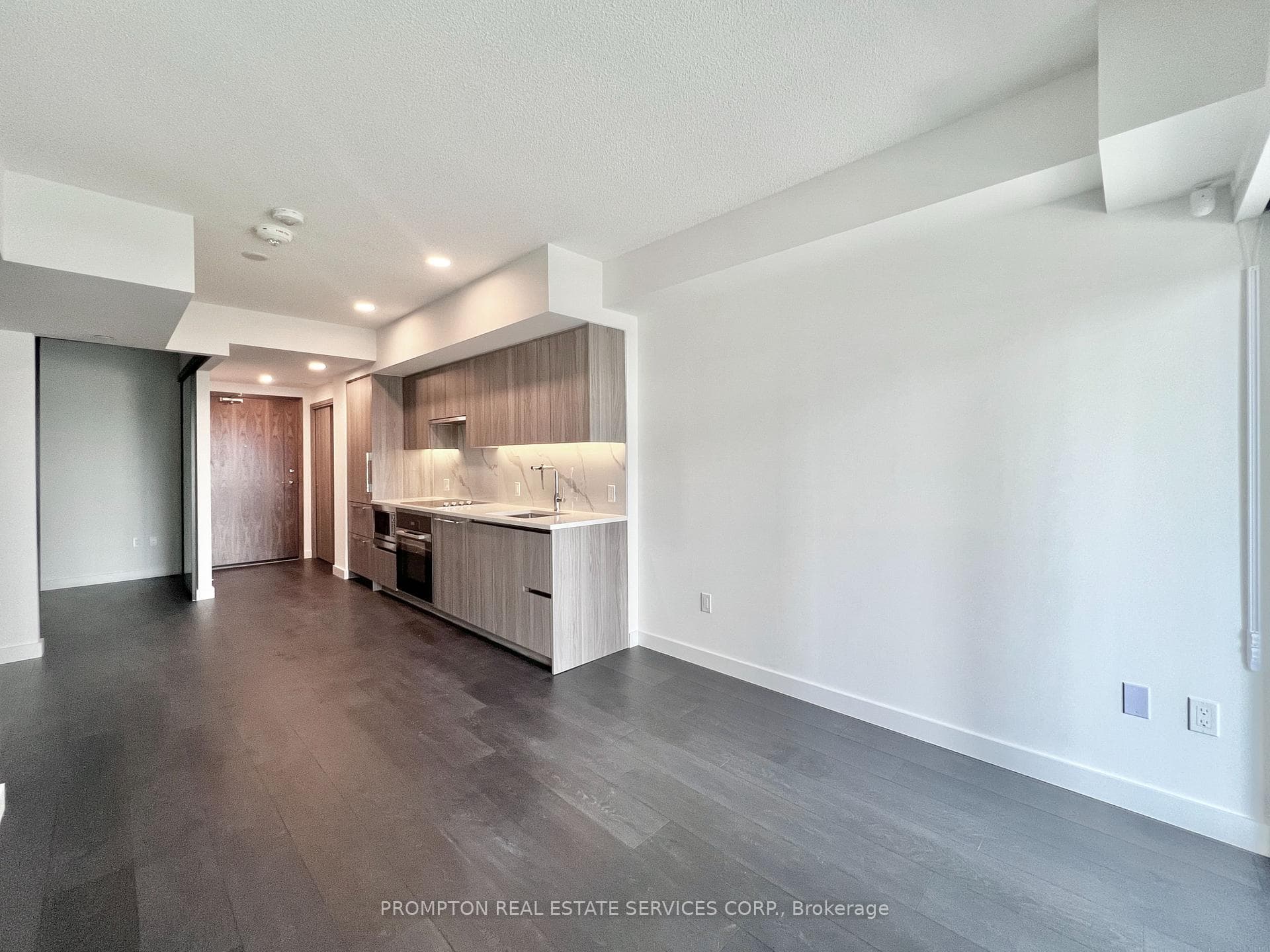 3 Concord Cityplace Way Unit 520 photo 11