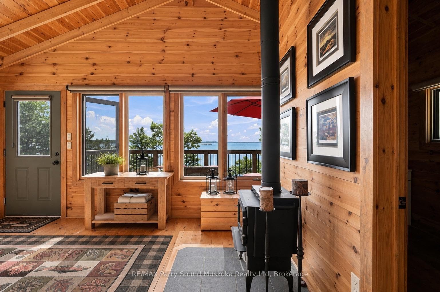 43 15C Island photo 18