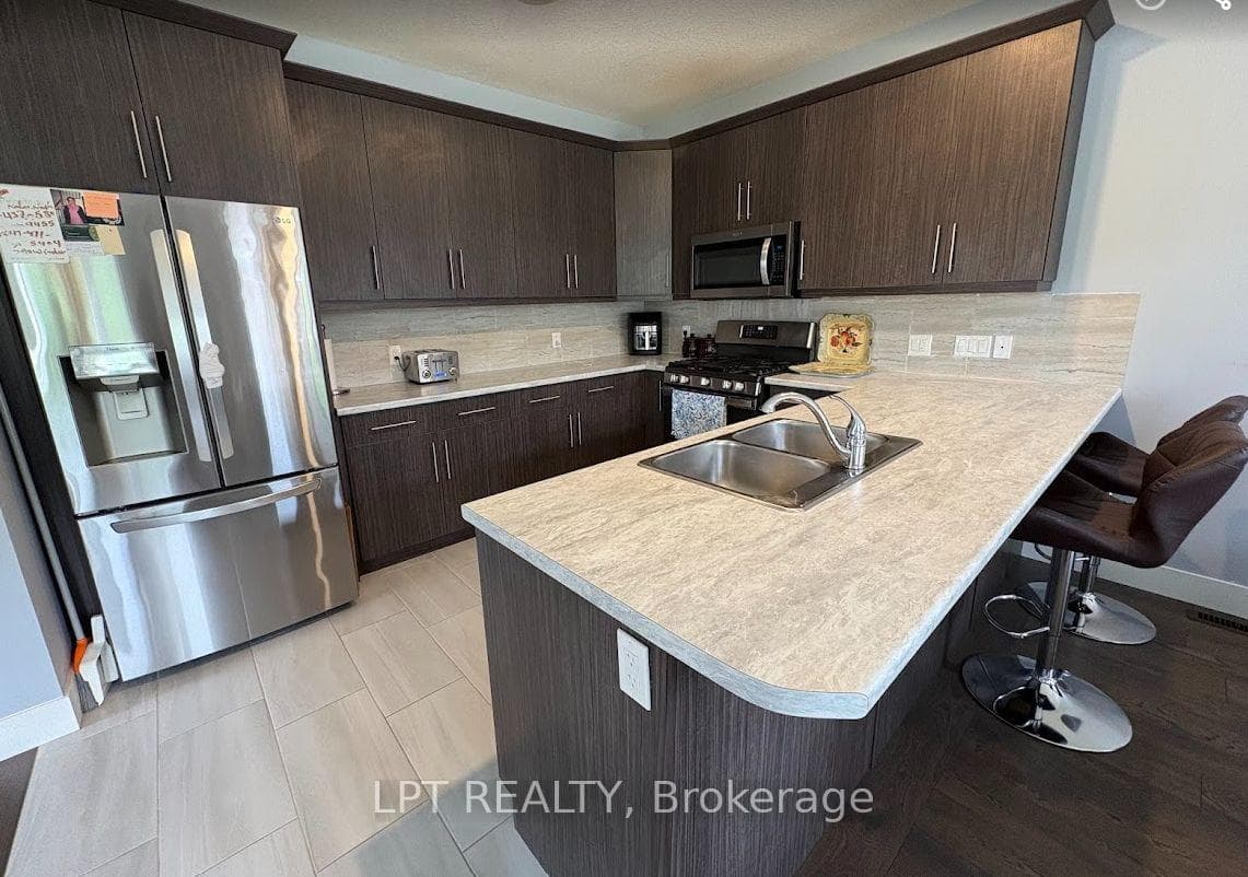 760 Chelton Road photo 12