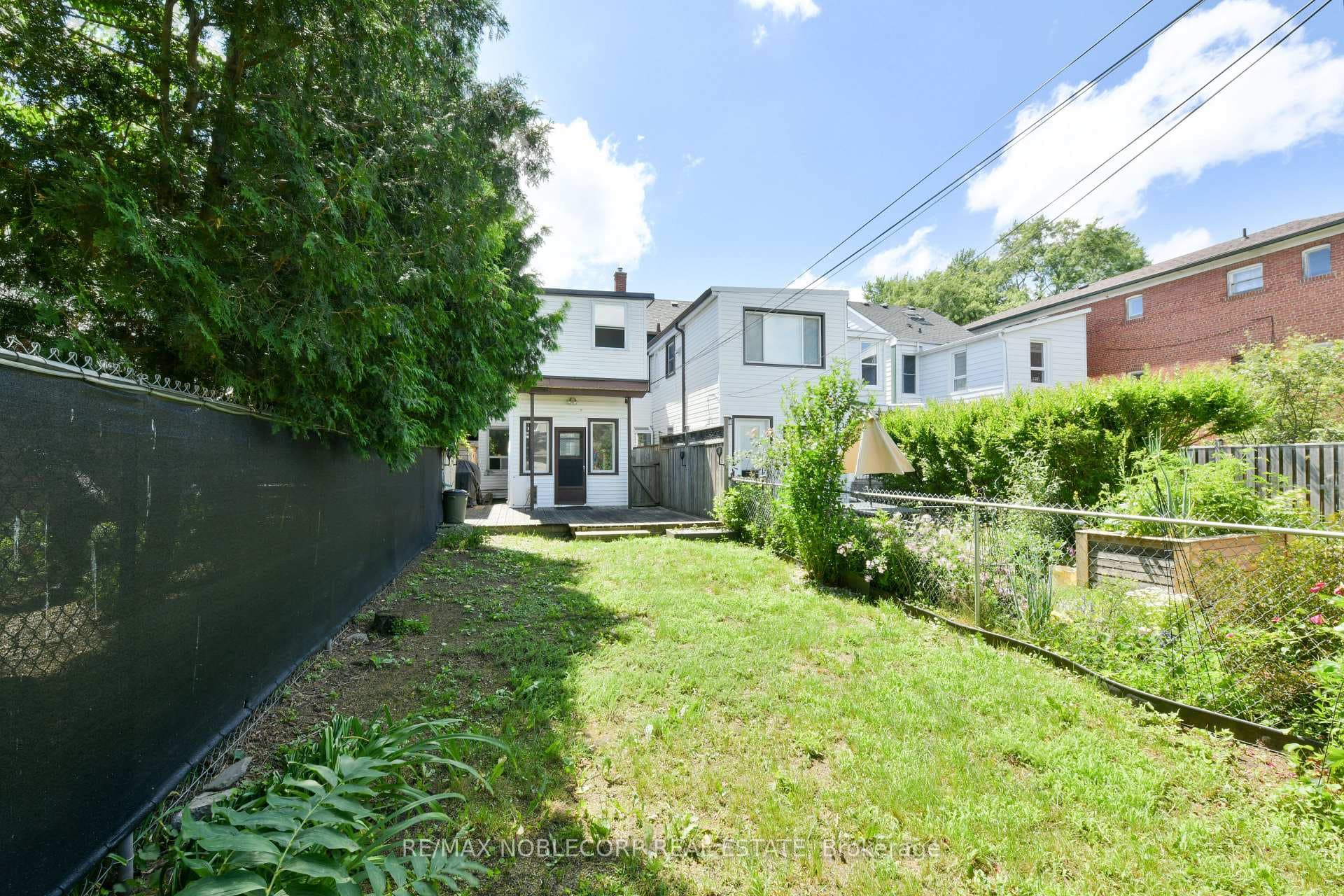 21 Frankdale Avenue photo 36