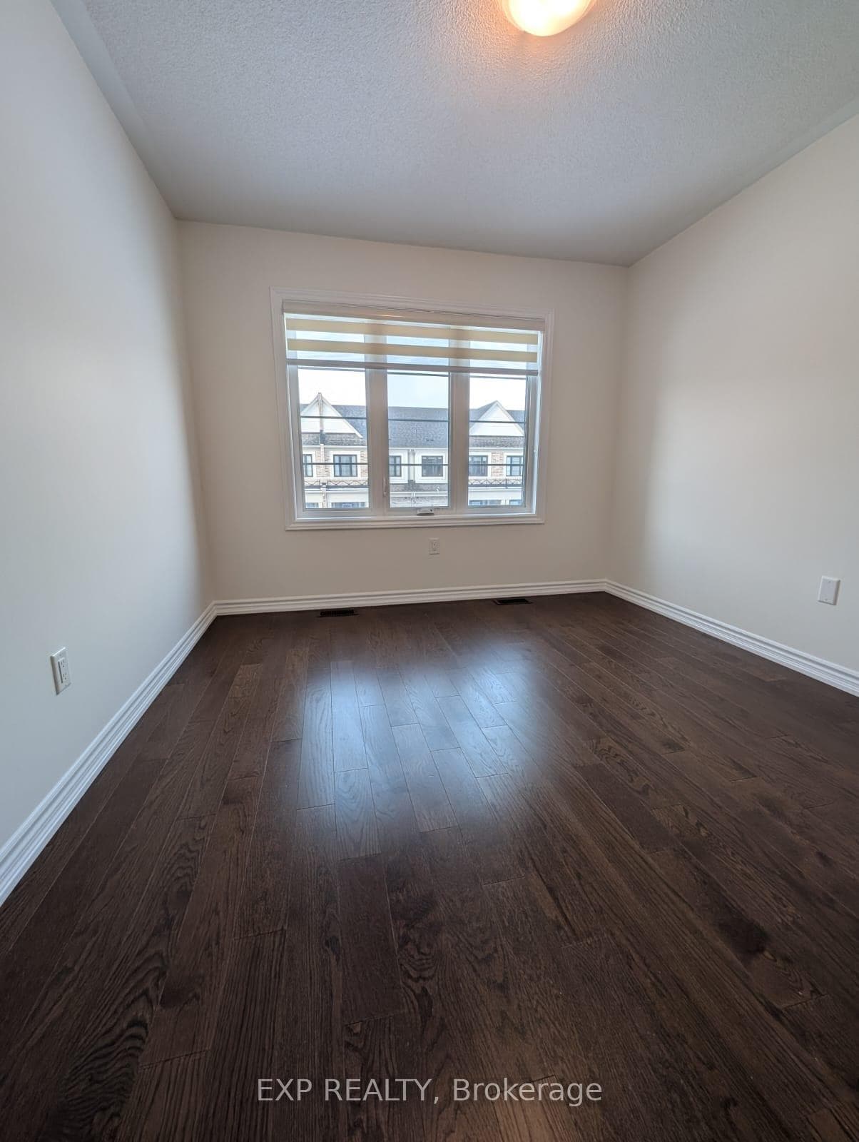 132 Laing Drive photo 18