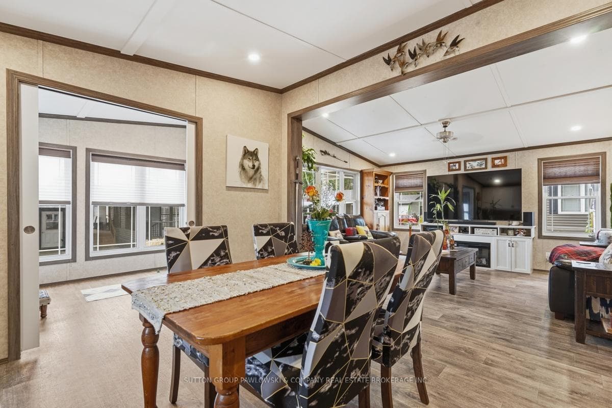 22790 Amiens Road Unit 116 photo 16