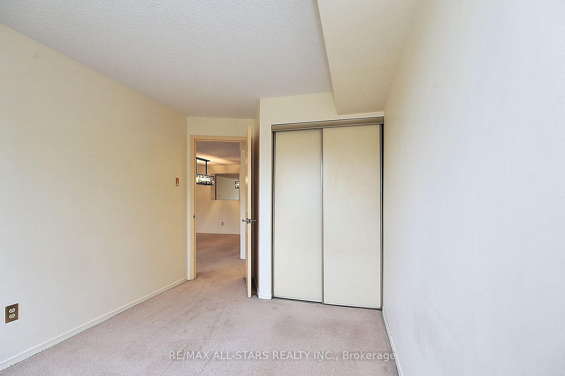 2 Raymerville Drive Unit 215 photo 22