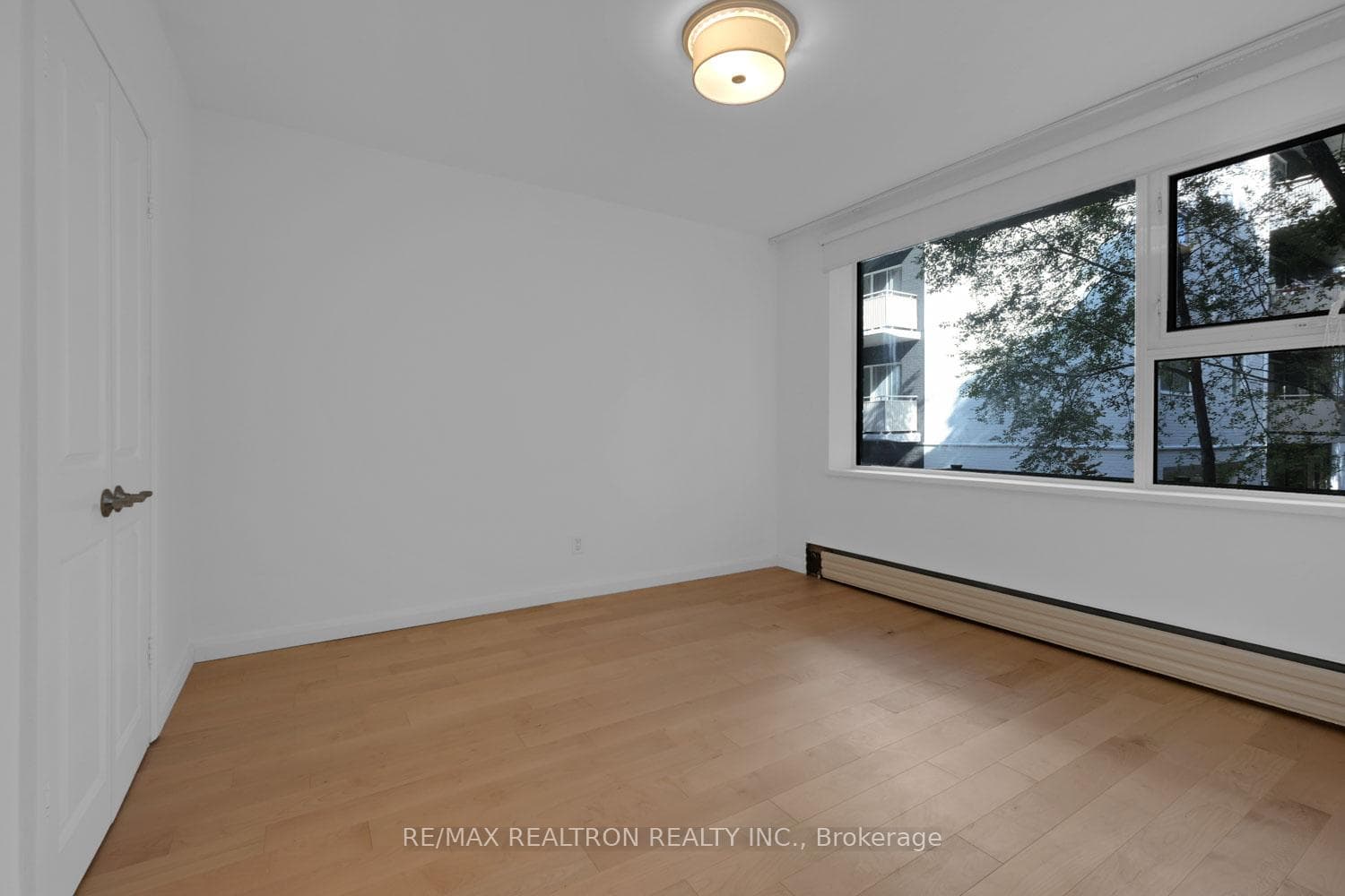 1901 Bayview Avenue Unit 109 photo 19