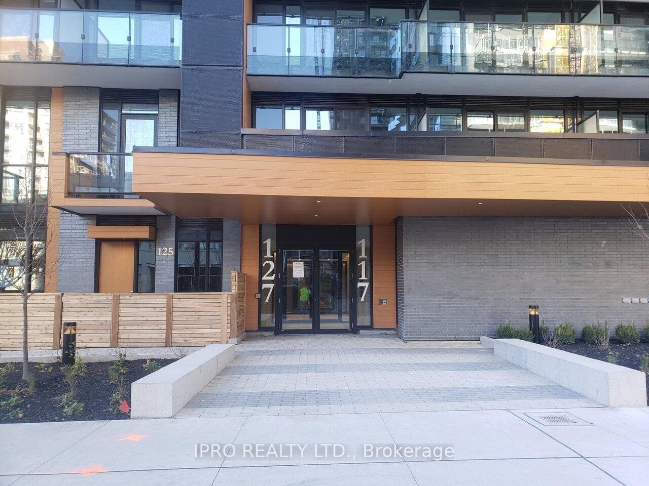 127 Broadway Avenue Unit 2709 photo 12