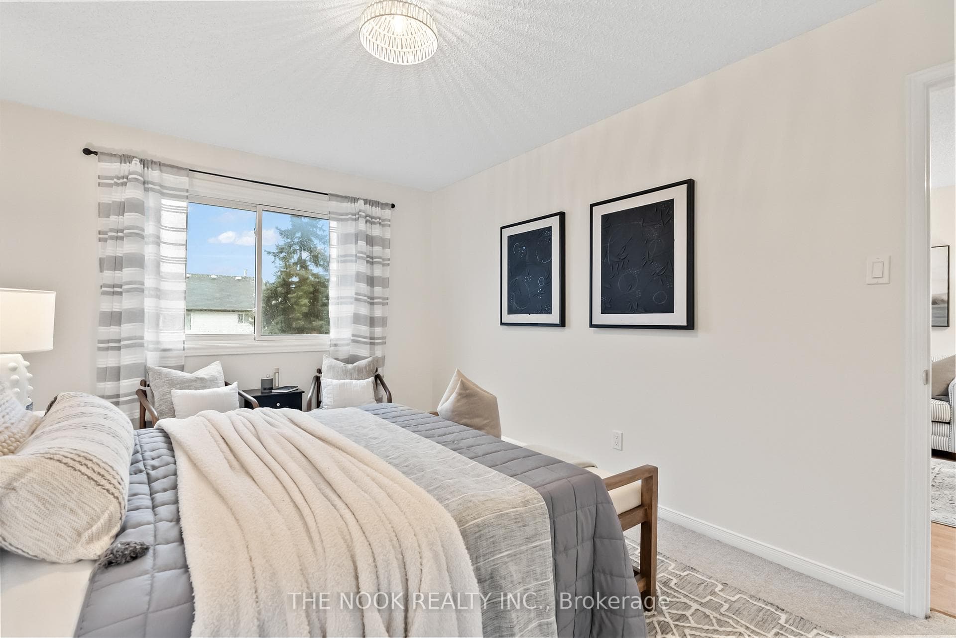 42 Glanville Crescent photo 14
