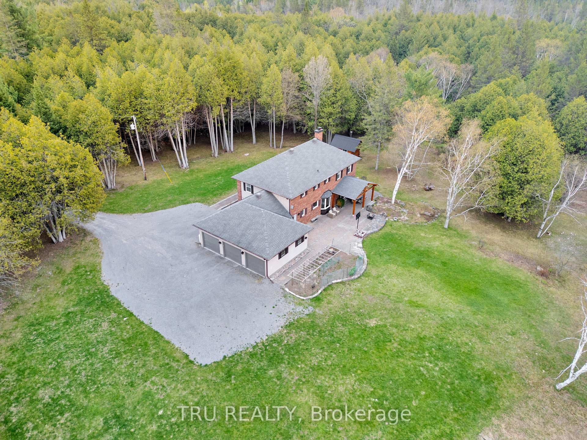 2529 MARSHWOOD Road photo 45