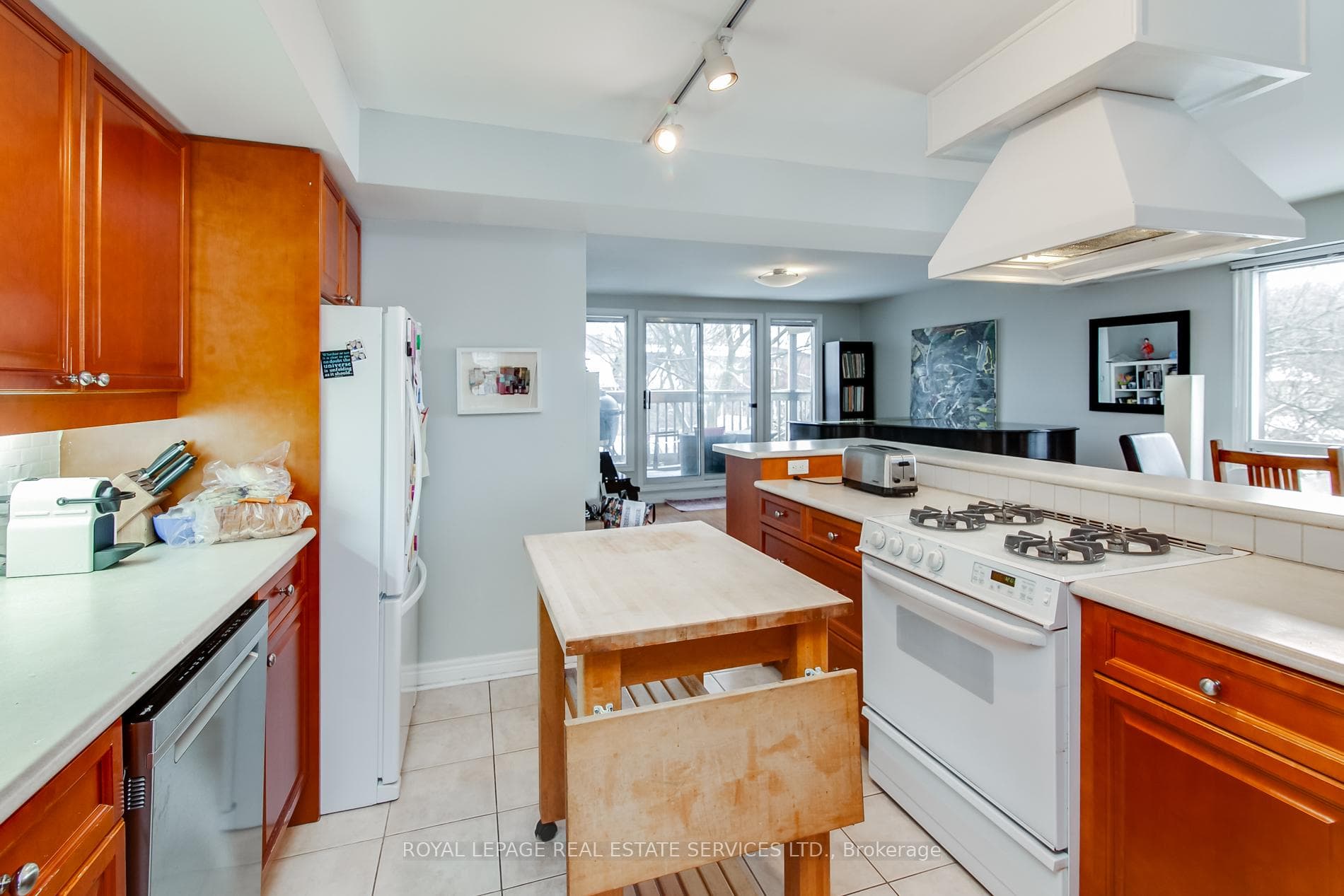 44 Oxton Avenue Unit Ph 3 photo 16