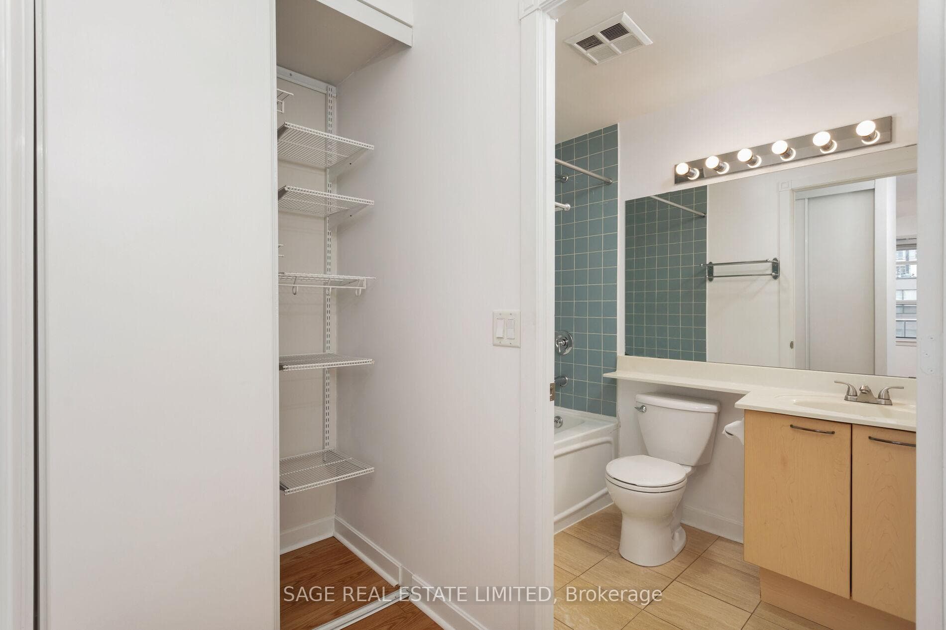438 Richmond Street Unit 816 photo 34