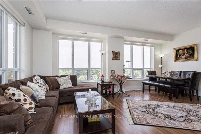 100 Harrison Gardens Boulevard Unit 909 photo 3
