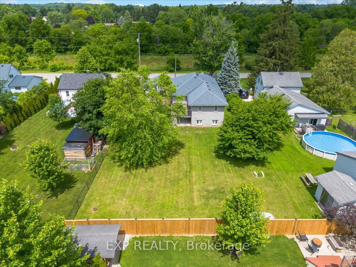 122 1/2 Railway Avenue photo 45