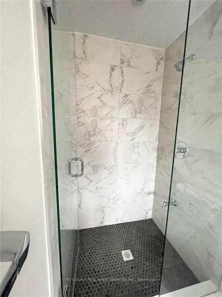 33 Macpherson Street photo 14