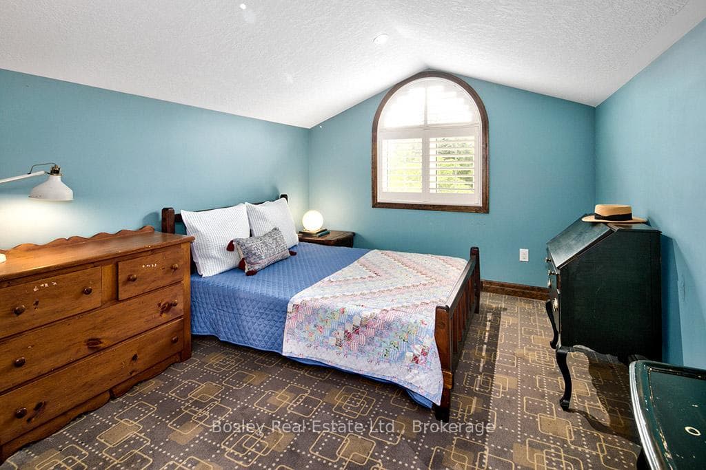 102 Ridgeview Drive photo 42