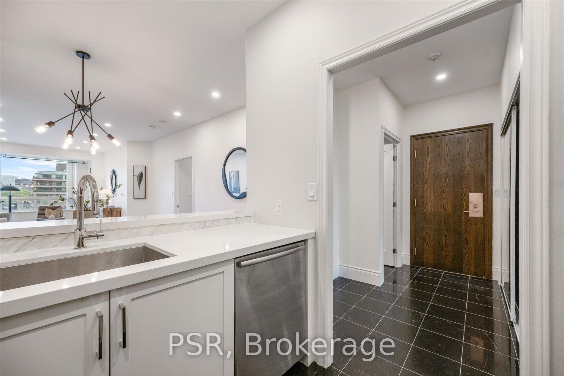 102 Bloor Street Unit 601 photo 10
