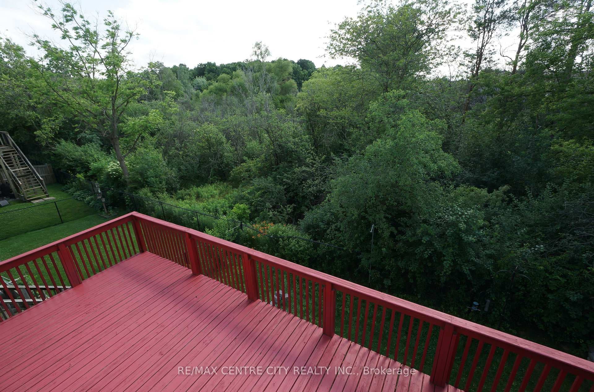 742 Marigold Street photo 37