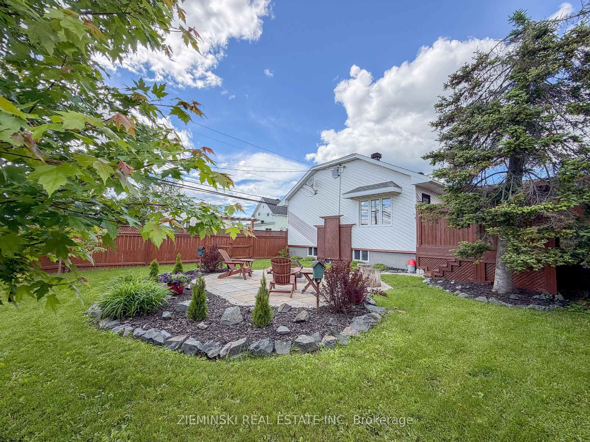 368 D'Iberville Avenue photo 40