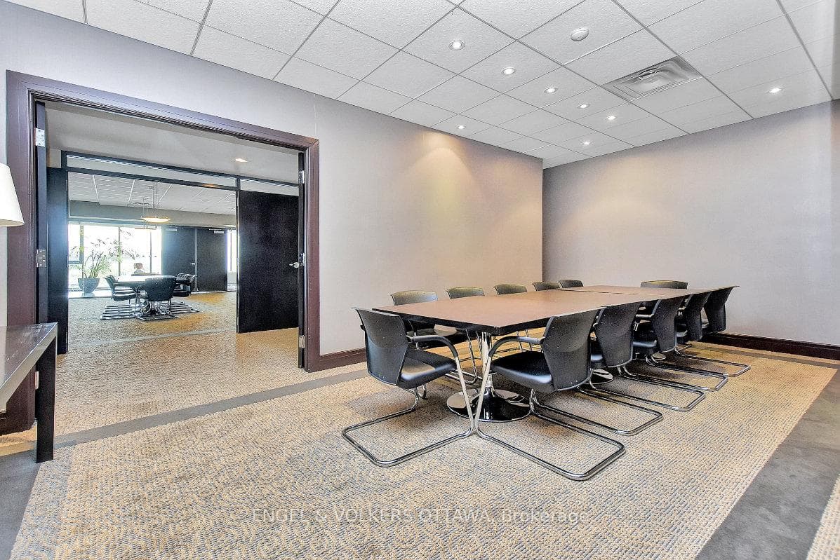 700 Sussex Drive Unit 403 photo 47