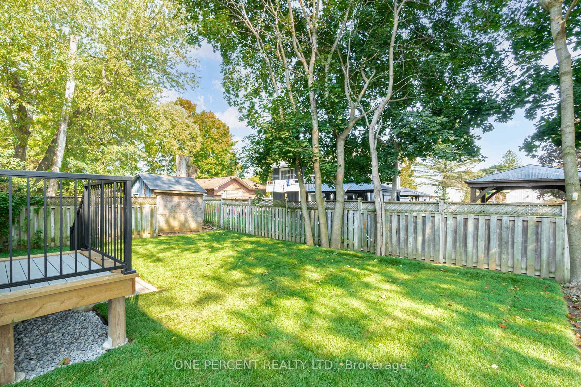 57 Rosehill Drive photo 32