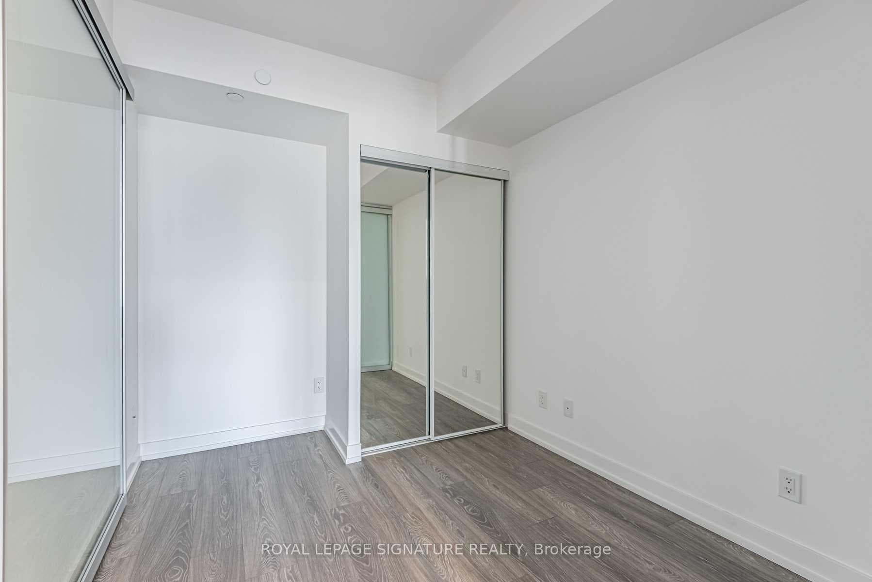 19 Western Battery Road Unit 3209 photo 8