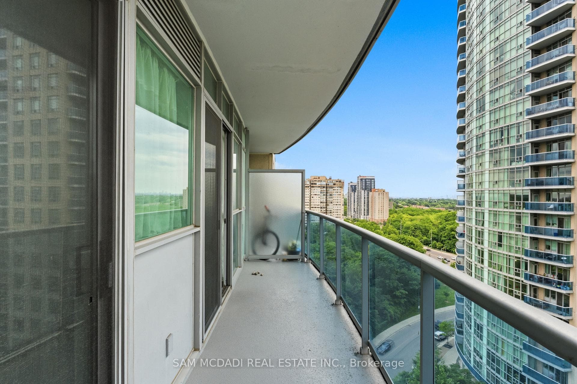 80 Absolute Avenue Unit 1205 photo 16