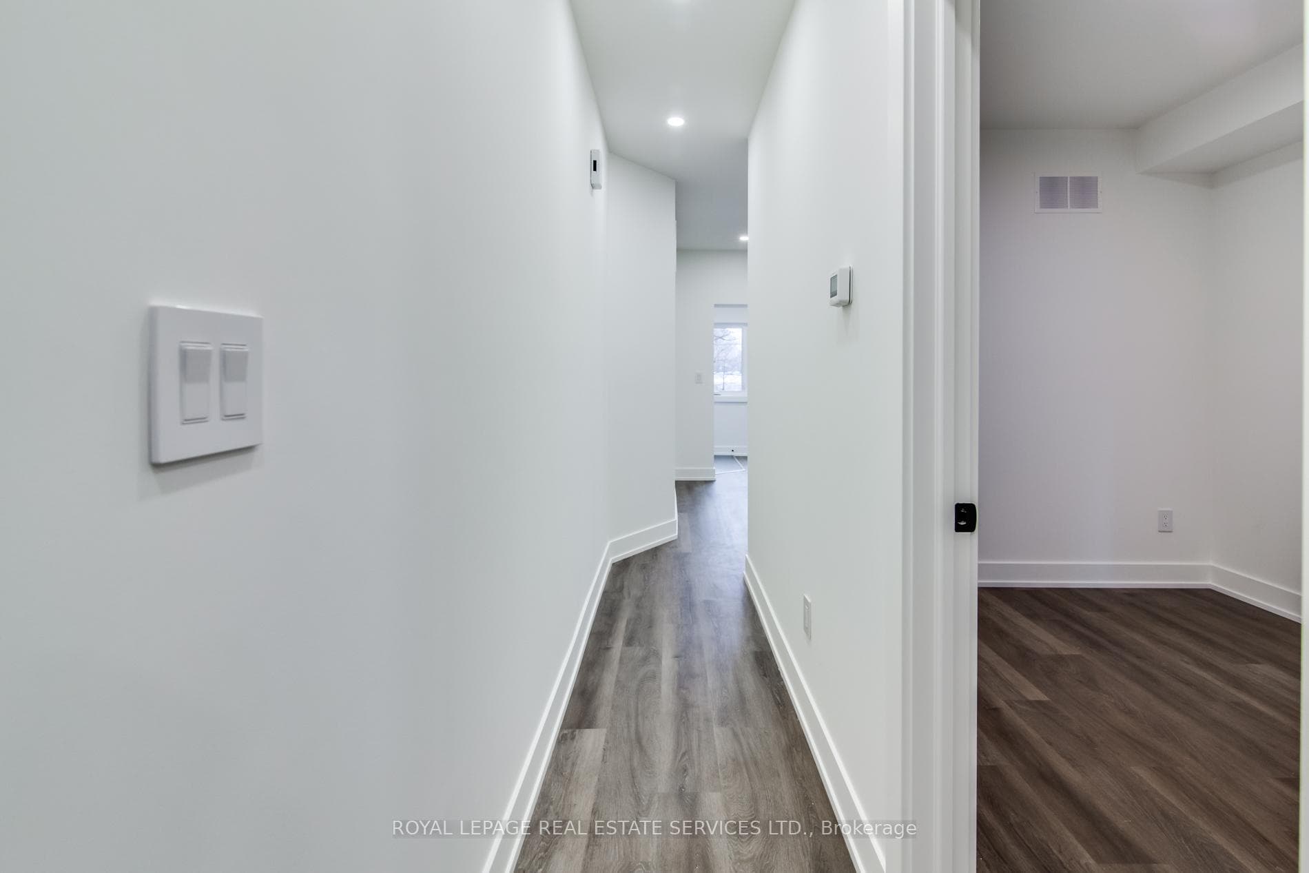 716 Logan Avenue Unit M photo 14