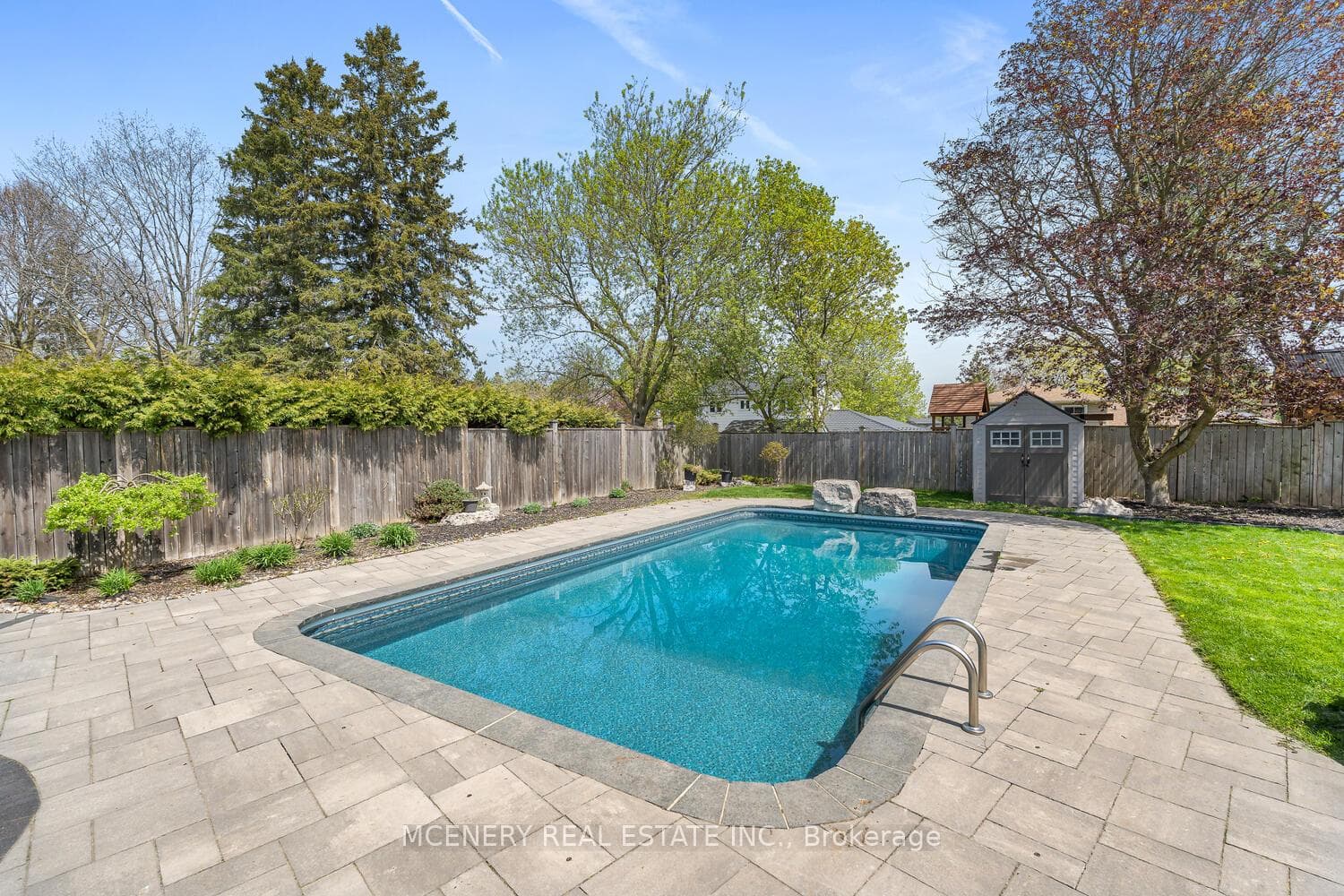 21 ERINDALE Drive photo 44